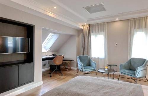 Samobor Hotel | Cantilly Garden