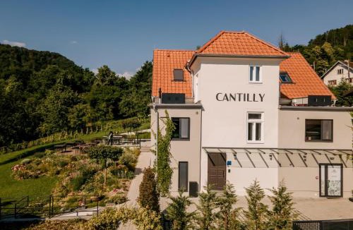 Samobor Hotel | Cantilly Garden