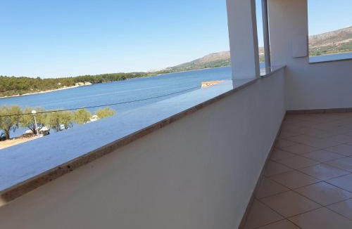 Jadrtovac Apartment | Carpe Diem