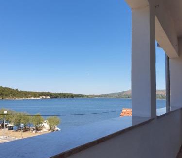 Jadrtovac Apartment | Carpe Diem