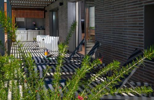 Fazana Villa | Casa Arbor Blanco in Fažana with heated pool, sauna & sea view only 500 meters from the beach