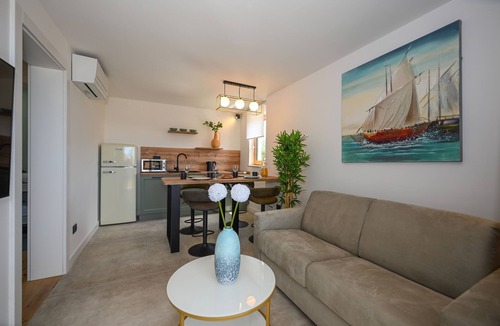 Zaton House | Casa Laurea