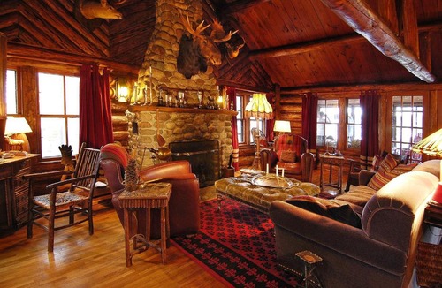 Sacele House | Casa lavanda