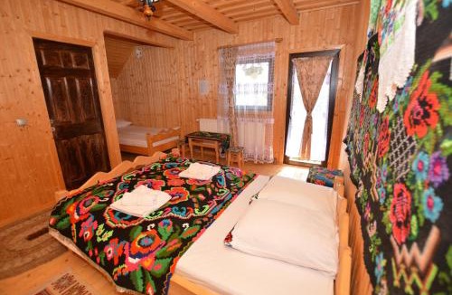 Breb House | Casa Maramureșeană Larisa
