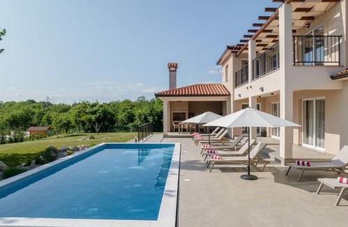 Presika Villa | Casa Olé - City Villa Labin