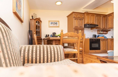 Pile House | Casa Radha Bella - Two Bedroom Holiday Home