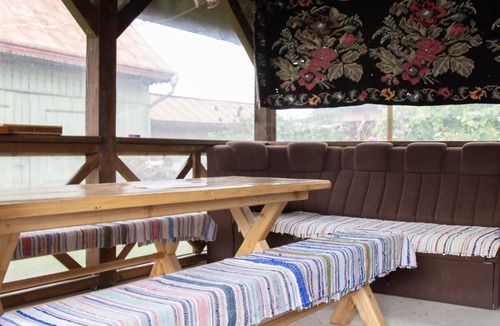 Volovat House | Casuta bunicilor