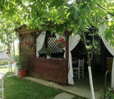 2 Mai House | Casuta cu zorele 2 Mai