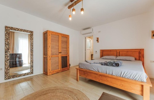 Gura Suhasului House | Cazare Ștrand Alb Albastru - Ocnița