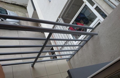 Grbavica Apartment | Centar Stan na dan sa parkingom