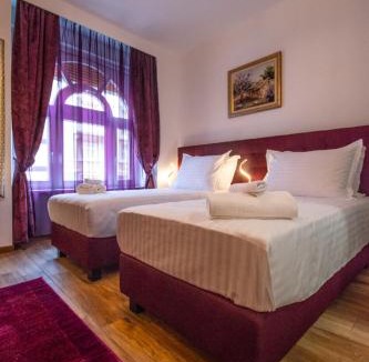 Old Town House | Center Luxury Rooms 2