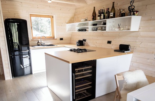 Idrija Ski Chalet | Chalet Aurora - a private nature retreat with sauna