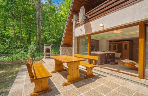 Lic Ski Chalet | Chalet Lič by Interhome