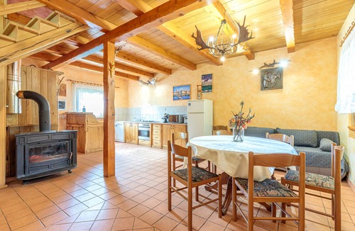 Brod Moravice House | Chalet With Private Whirlpool And Sauna, Zavrh, Croatia
