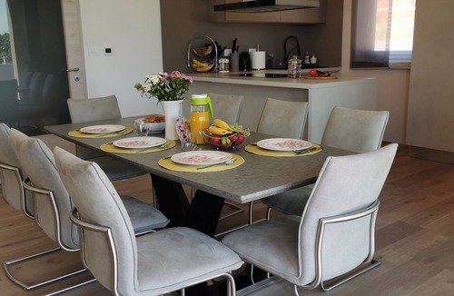 Skatari Villa | Charming 3-bedroom villa with AC and WiFi in fantastic Pula