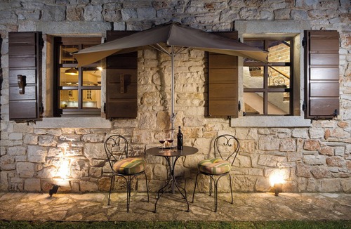 Vizinada House | Charming 4-bedroom country stone house in enchanting Vižinada with WiFi, AC