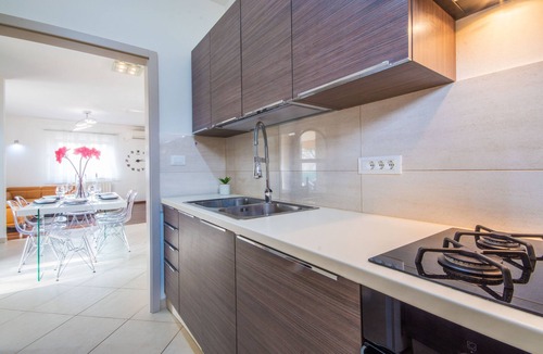 Zabrezani House | Charming pool villa for 8 guests