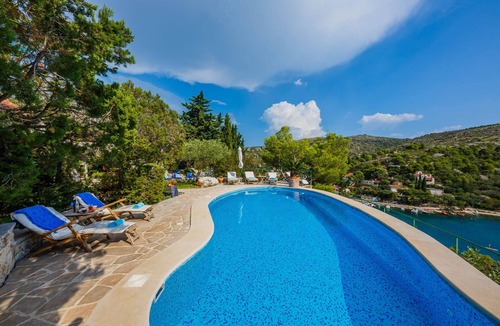 Bobovisca Villa | Charming Villa Anna with pool, beautiful garden and amazing views