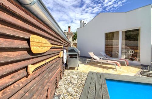 Kanfanar Villa | Charming villa Darte with private pool near Rovinj, extra pool heating available