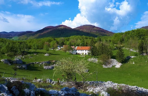 Ajdovscina House | Charming Villa Irena Gem of Vipava Valley, Ajdovščina, Slovenia