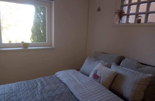 Cove Parja Apartment | CHEZ Marthe, Organic Farm stay