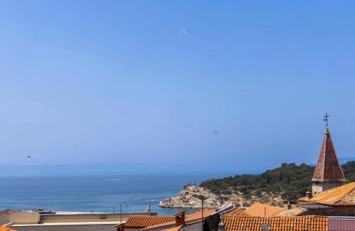 Vrpolje Apartment | City Apartment Nora, old town located, free parking