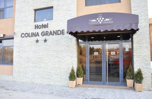 Valea Calugareasca Hotel | Colina Grande