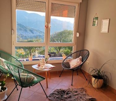 Vrgorac Apartment | Comfort apartment with garage Aria