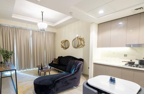 Jadaf Apartment | Comfortable 1BR with City Access | Azizi Farhad