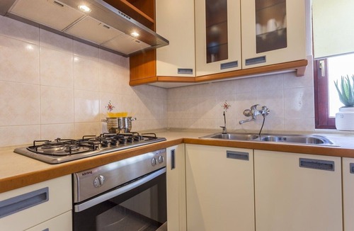 Kujici House | Comfortable villa with private pool, WiFi and BBQ