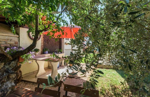 Kosinozici Apartment | Cosy apartment for 3 guests with WIFI, pool, A/C, TV, terrace and pets allowed