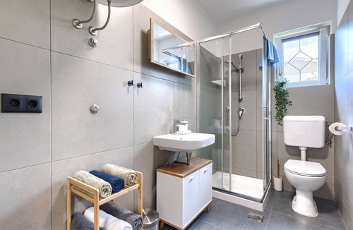 Presika Apartment | Cosy apartment for 5 guests with pool, A/C, WIFI, TV and terrace