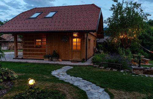 Hrib pri Hinjah House | Cottage Happiness with Sauna and Natural Pool