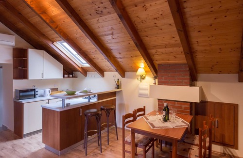 Cilipi House | Country House Bakicevo - Two Bedroom Apartment with Terrace