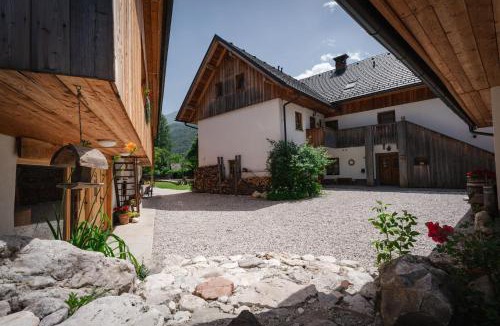 Gozd Martuljek Apartment | Country House Trata