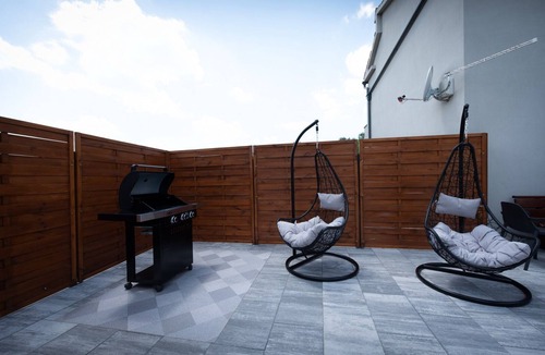 Sumber House | Countryside villa with 6 bedrooms and large pool