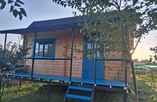 Mila 23 House | Cozy 1-bedroom bungalow in tranquil Mila 23 with AC