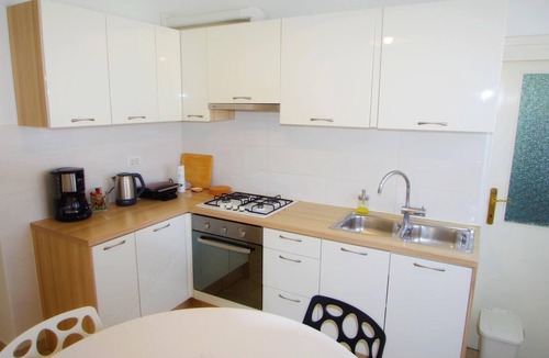 Gregovica Apartment | Cozy 2-bedroom apartment Aurelia in beautiful Pula