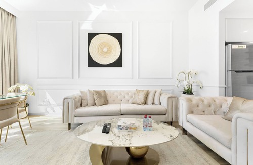 Za'abeel 2 Apartment | Cozy 2BR @ central Downtown, Direct Access to Dubai Mall & Burj Khalifa View