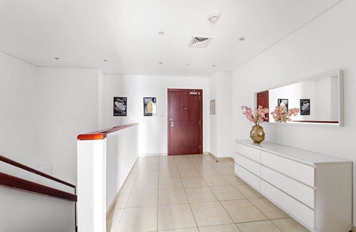 Dubai Apartment | Cozy 2BR in Marina | Great for Families | Near Beach & Mall