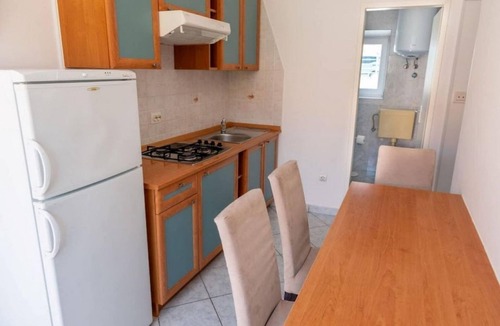 Povljana Apartment | Cozy Apartment for 5 near the Sea