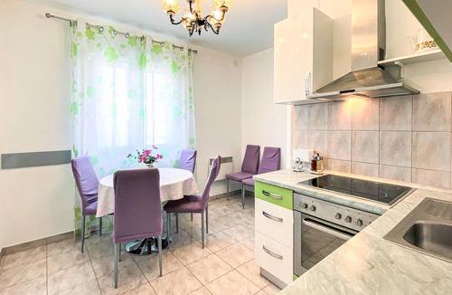 Kastel Sucurac Apartment | Cozy apartment in Kastel Sucurac