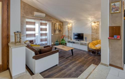 Kurili Apartment | Cozy Apartment In Kanfanar