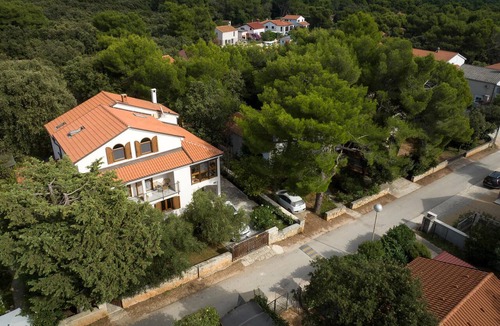 Artatore Apartment | Cozy apartment in Mali Losinj with WiFi