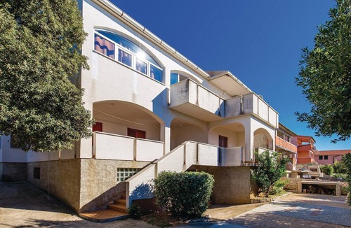 Mandre Apartment | Cozy apartment in Mandre with WiFi