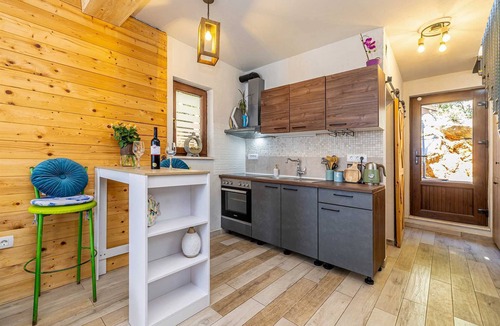 Omisalj House | Cozy holiday home SEAFRONT II