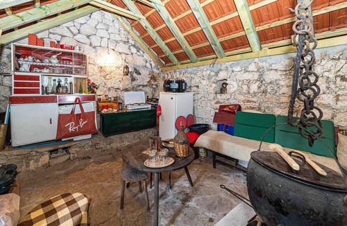 Blizna Donja House | Cozy home in Blizna Donja with WiFi