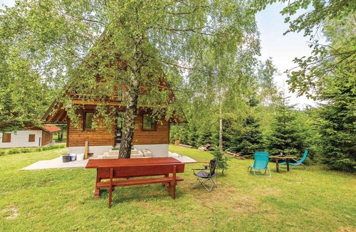 Delnice House | Cozy home in Delnice with kitchen