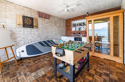 Stinica House | Cozy home in Josinovac with sauna