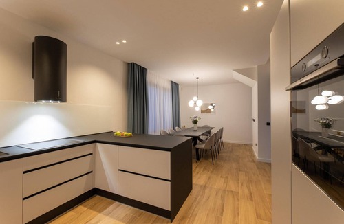Kastel Stari House | Cozy home in Kastel Stari with sauna